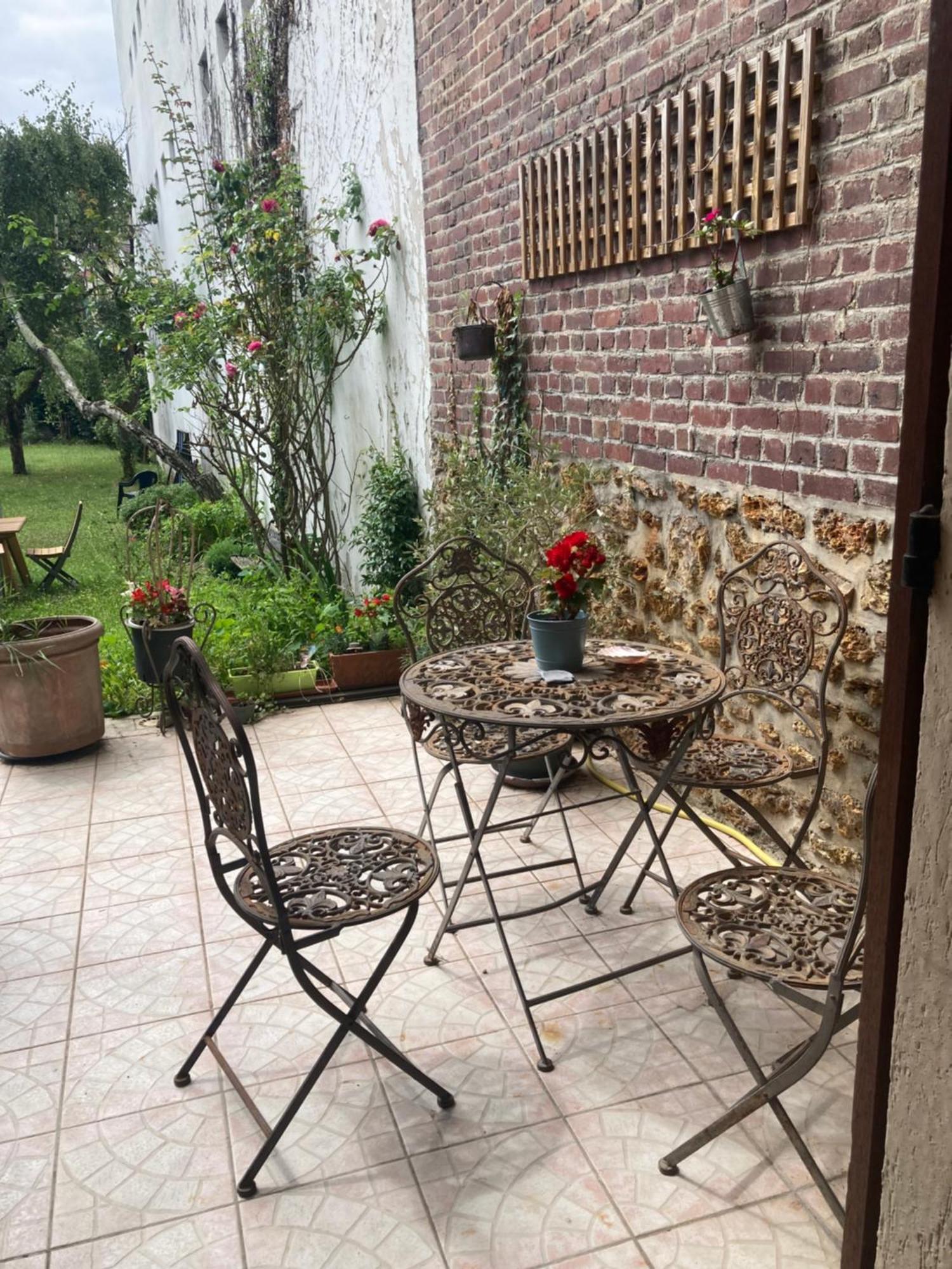 Apartment Avec Terrasse Sur Jardin Fontenay-sous-Bois
